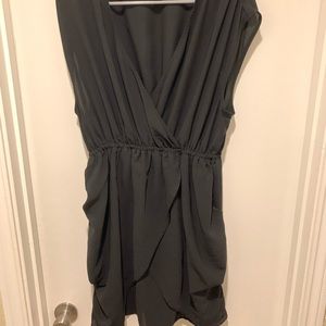 H&M Black V-Neck Lightweight Elastic Waist Dress